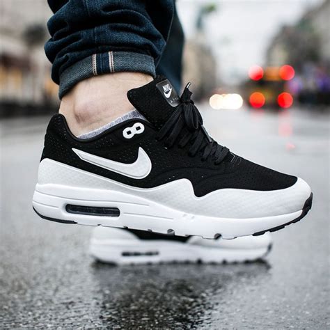 nike air max ultra moire schwarz weiß